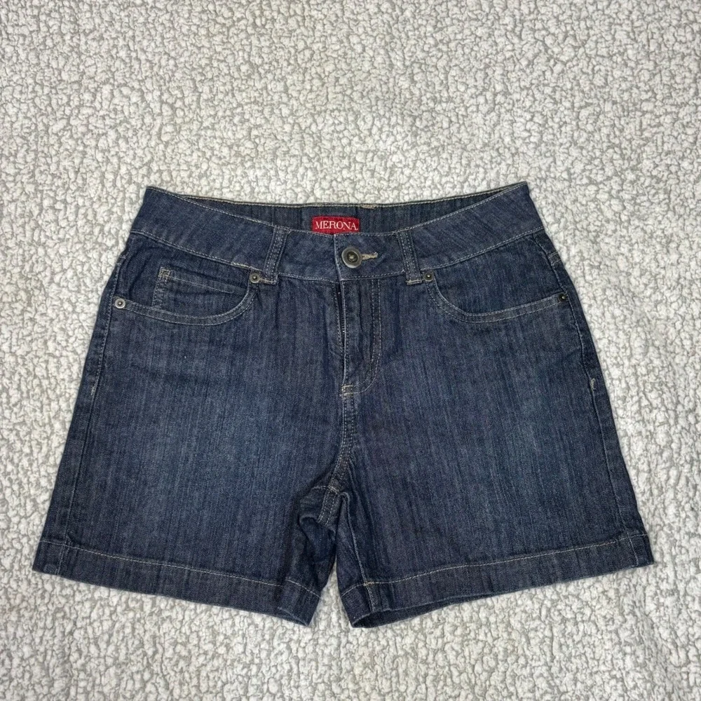 Merona Womens Dark‎ Wash Denim Shorts Fit 1 Size 2 Blue Cotton Stretch Indigo